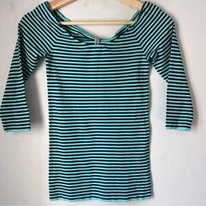 Last Tango Green and Black Fitted Stretch Top Small/ Medium